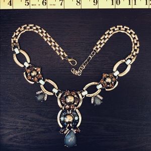 Beautiful statement necklace - fashion jewelry